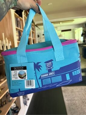 NWT Trader Joe's Teal & Purple Insulated Lunch Tote